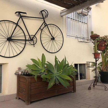 Bellavista Bike Stop Spoltore Luaran gambar